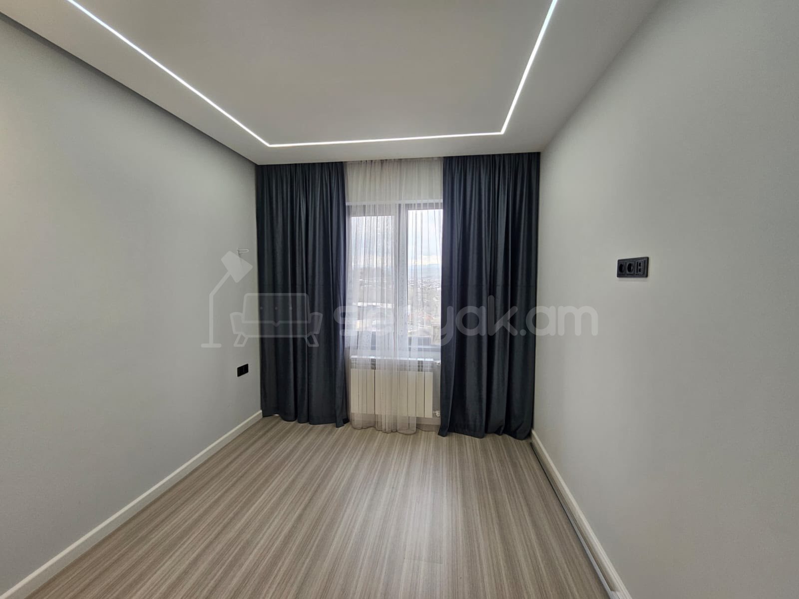 2 Սենյականոց Բնակարան, 44քմ, 9/9 հարկ, Կապիտալ Վերանորոգված