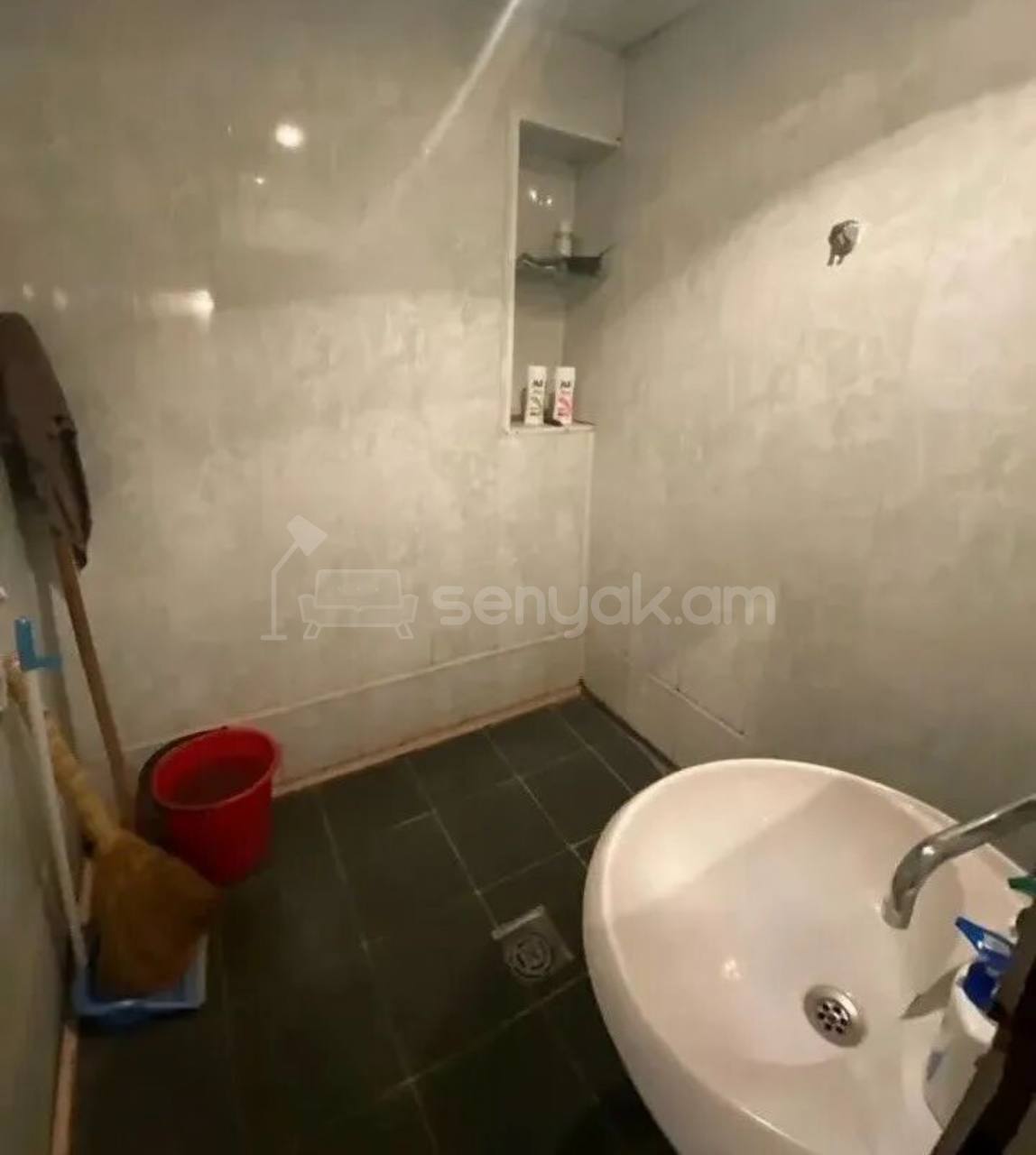 3 Սենյականոց Բնակարան, 78քմ, 6/9 հարկ, Պետական Վիճակում