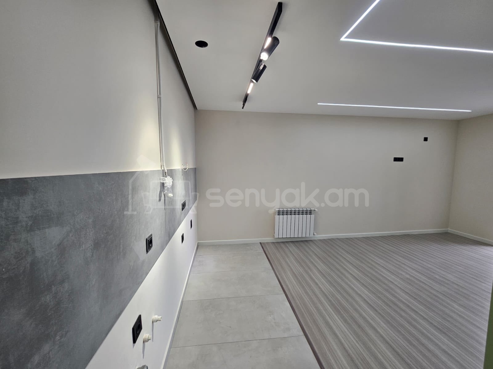 2 Սենյականոց Բնակարան, 44քմ, 9/9 հարկ, Կապիտալ Վերանորոգված