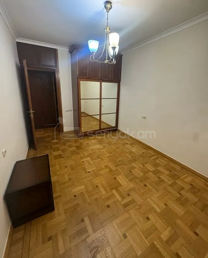 4 Սենյականոց Բնակարան, 93քմ, 7/9 հարկ, Կապիտալ Վերանորոգված