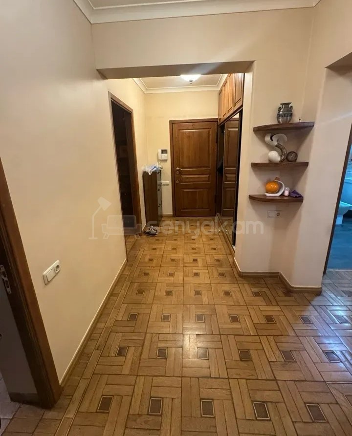 4 Սենյականոց Բնակարան, 93քմ, 7/9 հարկ, Կապիտալ Վերանորոգված