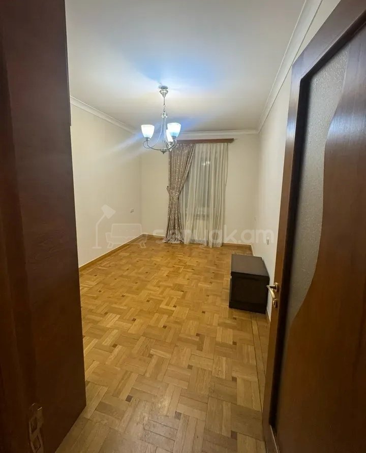 4 Սենյականոց Բնակարան, 93քմ, 7/9 հարկ, Կապիտալ Վերանորոգված