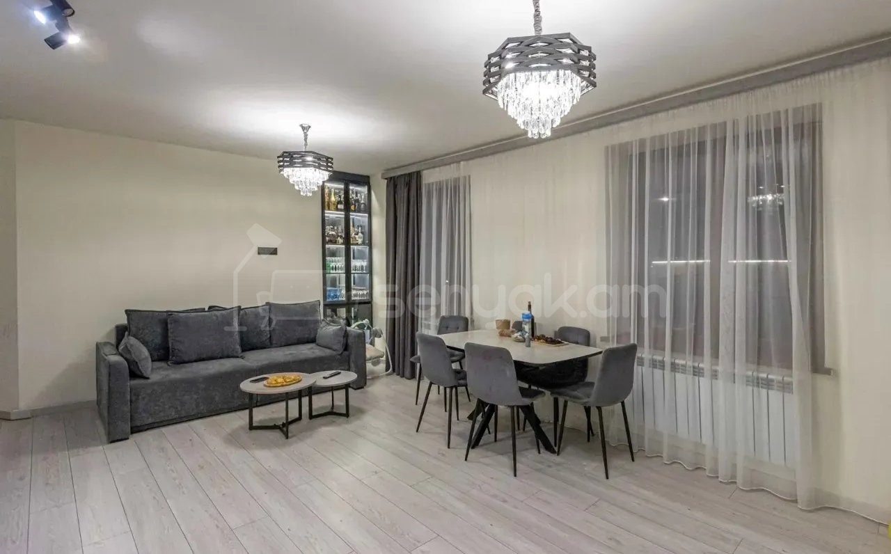 3 Սենյականոց Բնակարան Նորակառույցում, 81քմ, 4/12 հարկ, Կապիտալ Վերանորոգված