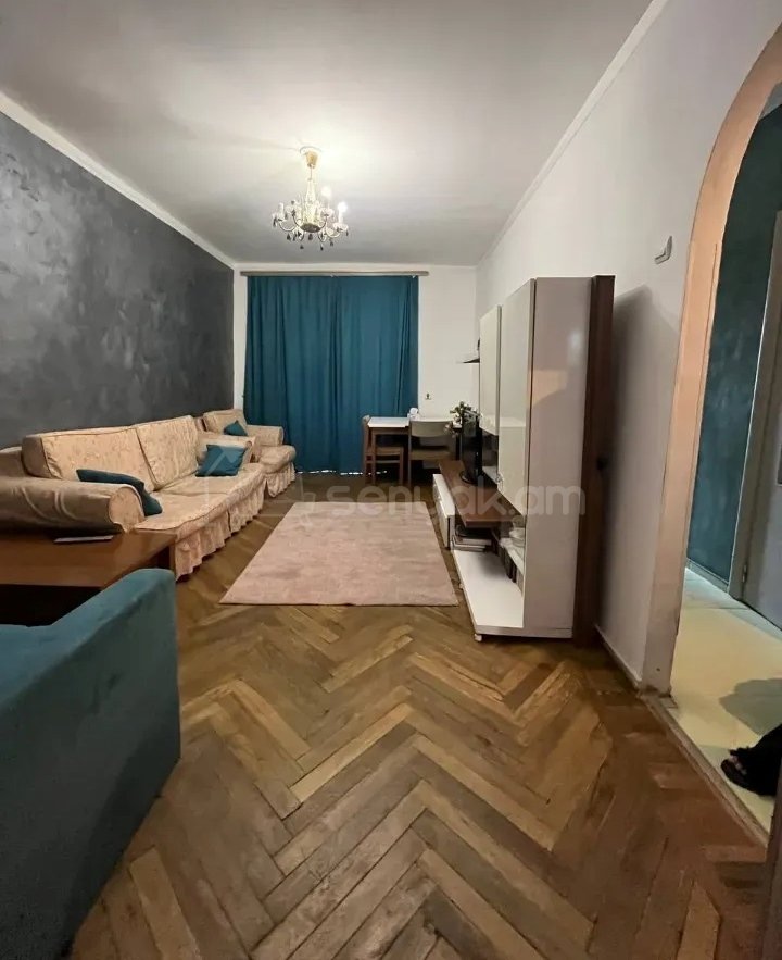 3 Սենյականոց Բնակարան Քարե Շենքում, 54քմ, 3/4 հարկ, Կապիտալ Վերանորոգված