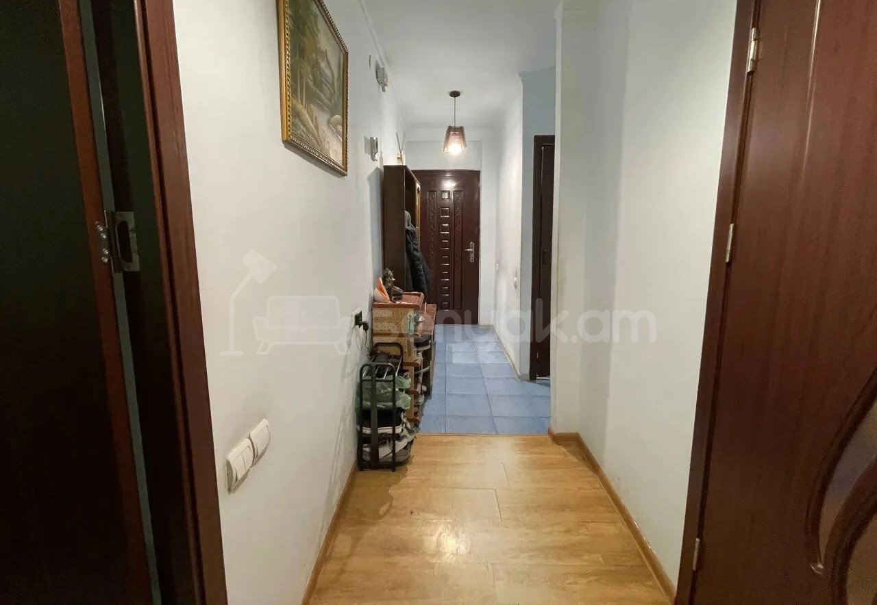 2 Սենյականոց Բնակարան, 58քմ, 2/4 հարկ, Նորմալ Վիճակում