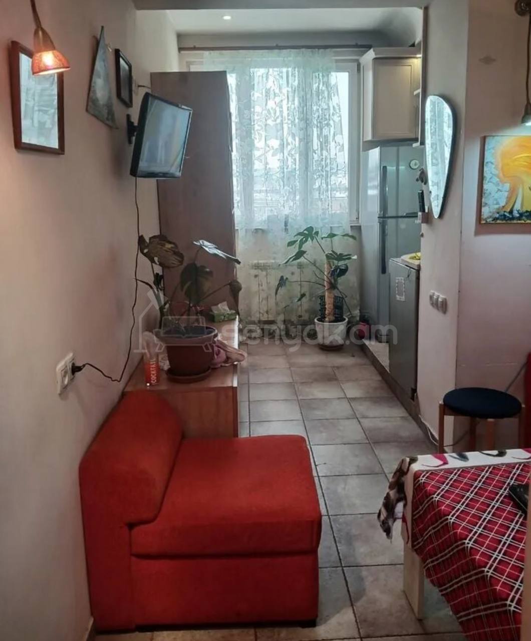 2 Սենյականոց Բնակարան Քարե Շենքում, 60քմ, 4/4 հարկ, Կապիտալ Վերանորոգված, Կահավորված