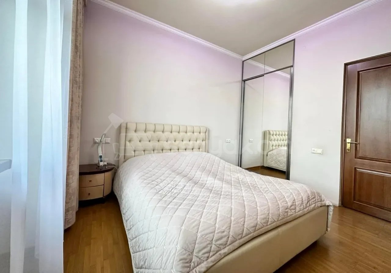 3 Սենյականոց Բնակարան Նորակառույցում, 72քմ, 4/10 հարկ, Կապիտալ Վերանորոգված