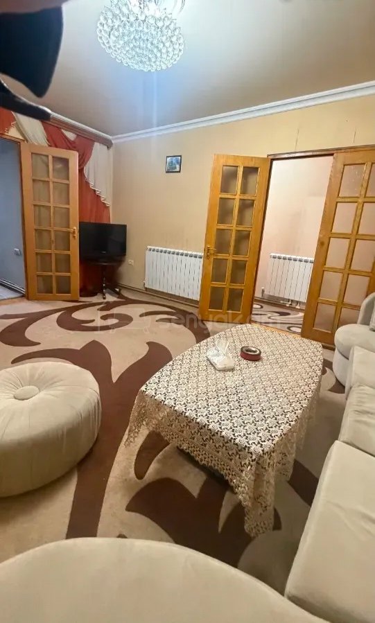 3 Սենյականոց Բնակարան, 75քմ, 4/16 հարկ, Նորմալ Վիճակում, Կահավորված