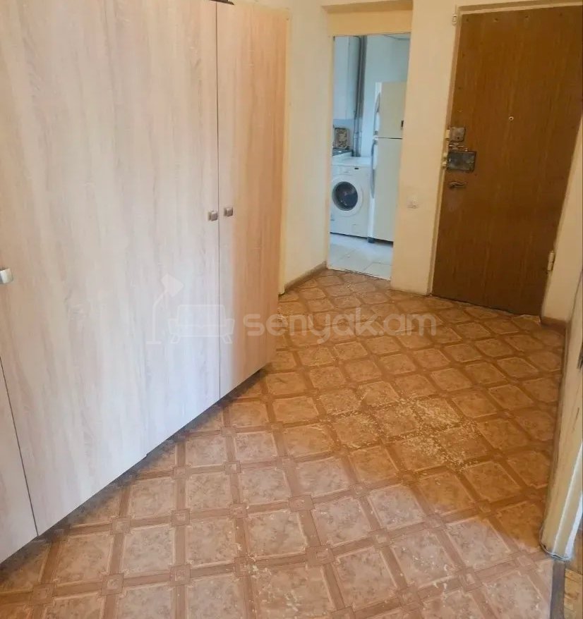 3 Սենյականոց Բնակարան, 76քմ, 3/9 հարկ, Նորմալ Վիճակում