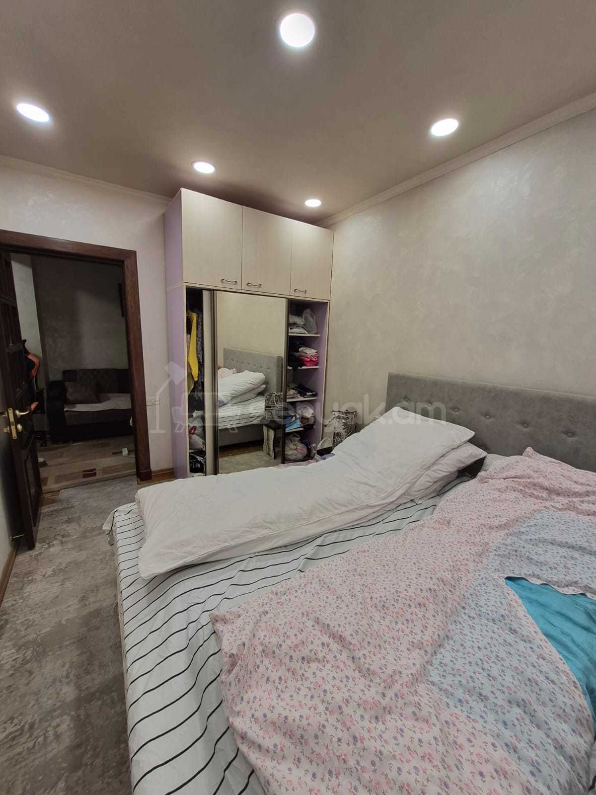 3 Սենյականոց Բնակարան, 130քմ, 1/9 հարկ, Կապիտալ Վերանորոգված