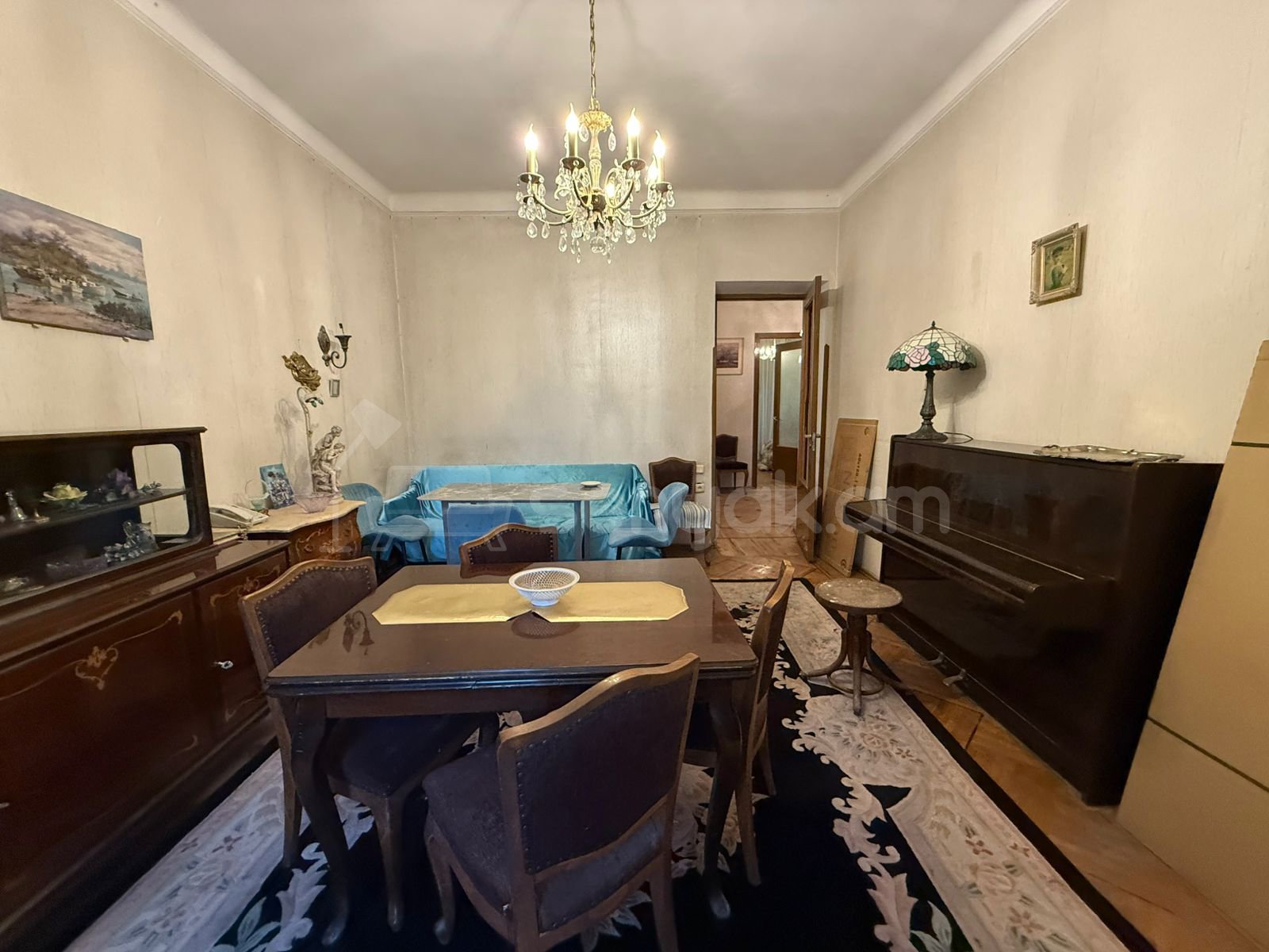 3 Սենյականոց Բնակարան Քարե Շենքում, 92քմ, 4/5 հարկ, Պետական Վիճակում