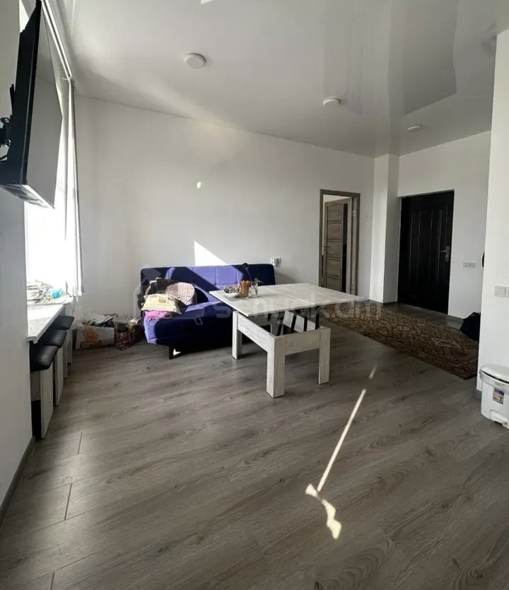 2 Սենյականոց Բնակարան Քարե Շենքում, 58քմ, 3/5 հարկ, Կապիտալ Վերանորոգված, Կահավորված