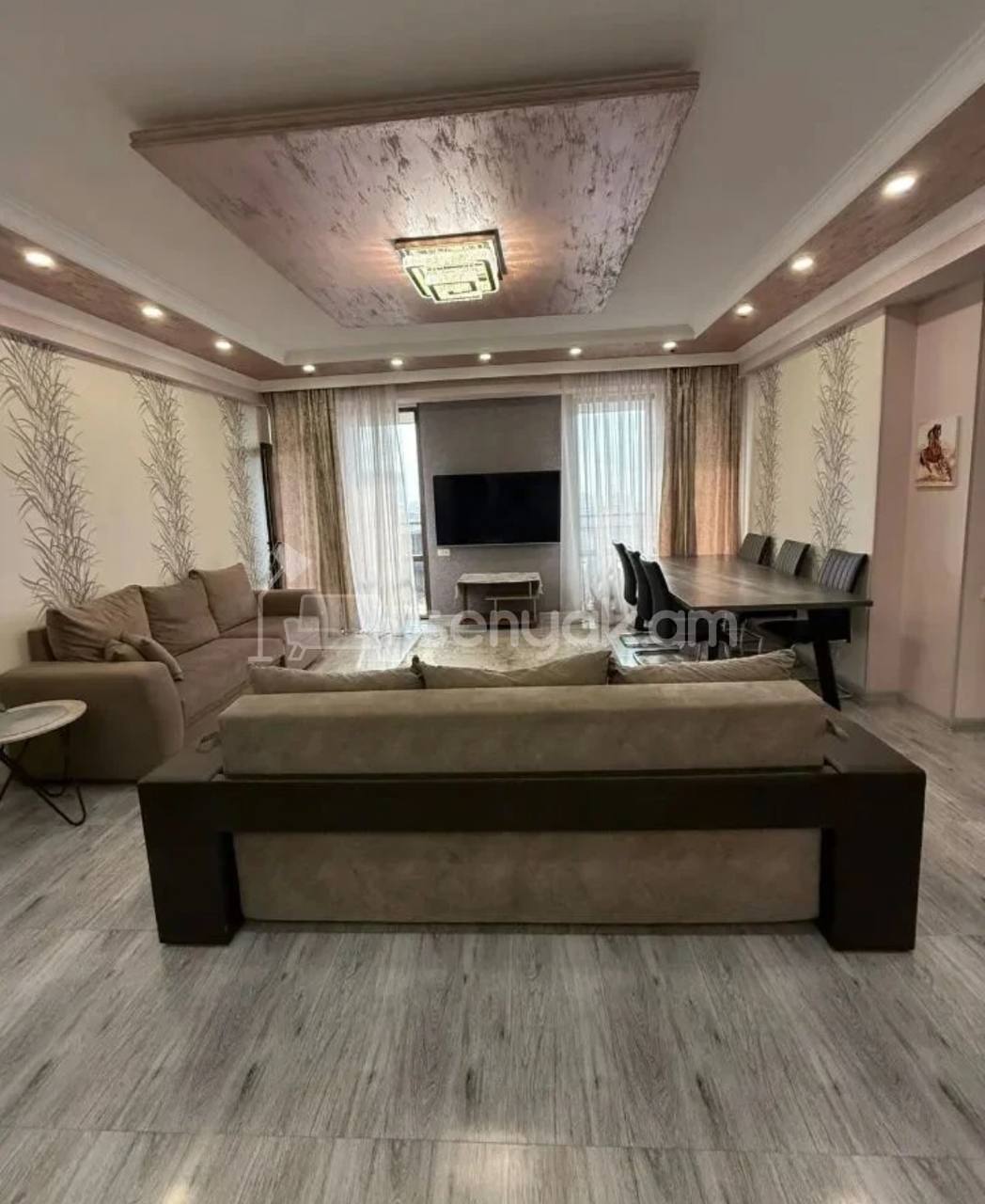 4 Սենյականոց Բնակարան, 123քմ, 8/13 հարկ, Կապիտալ Վերանորոգված