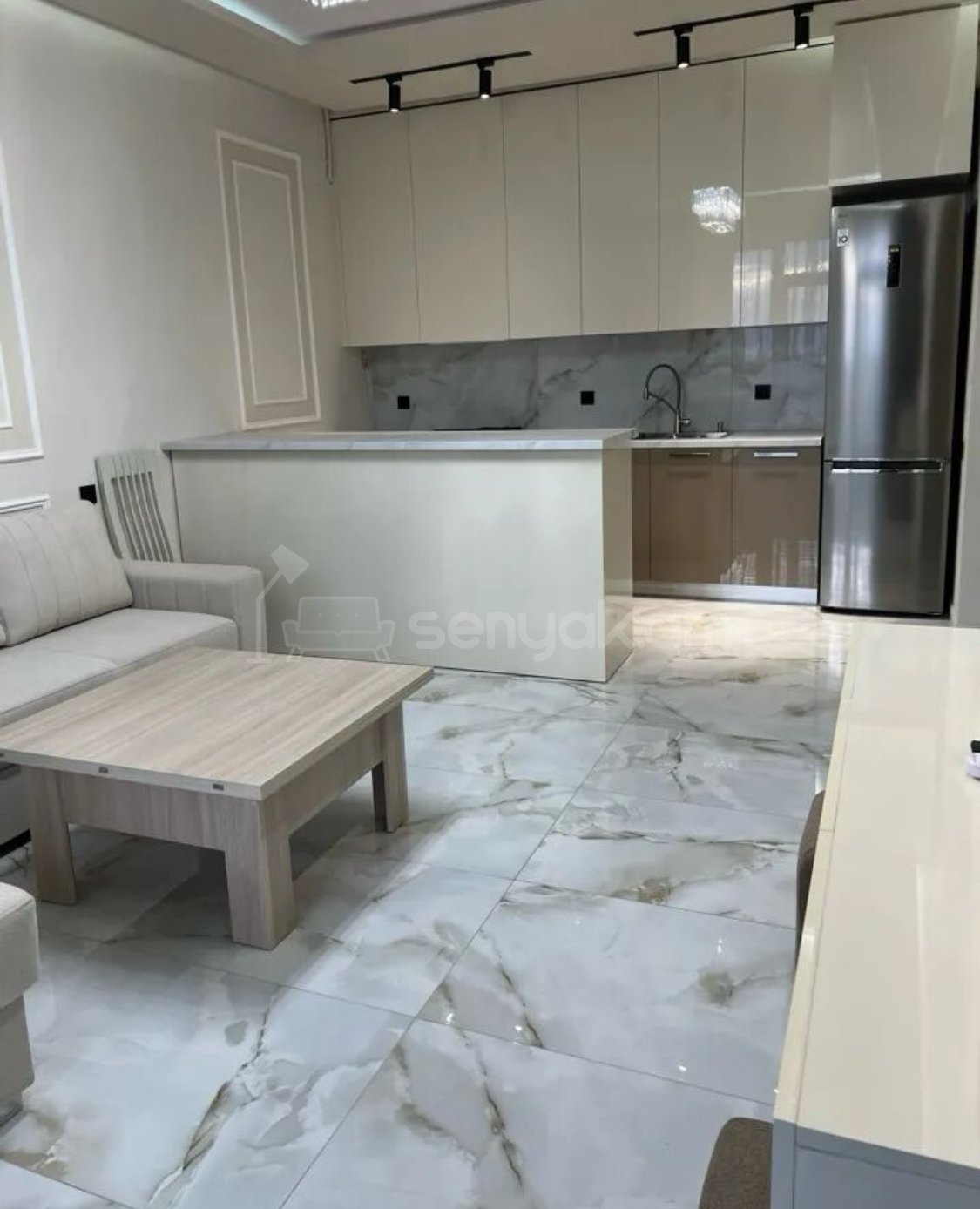 3 Սենյականոց Բնակարան, 78քմ, 14/16 հարկ, Դիզայներական Վերանորոգված, Կահավորված, Արևկող