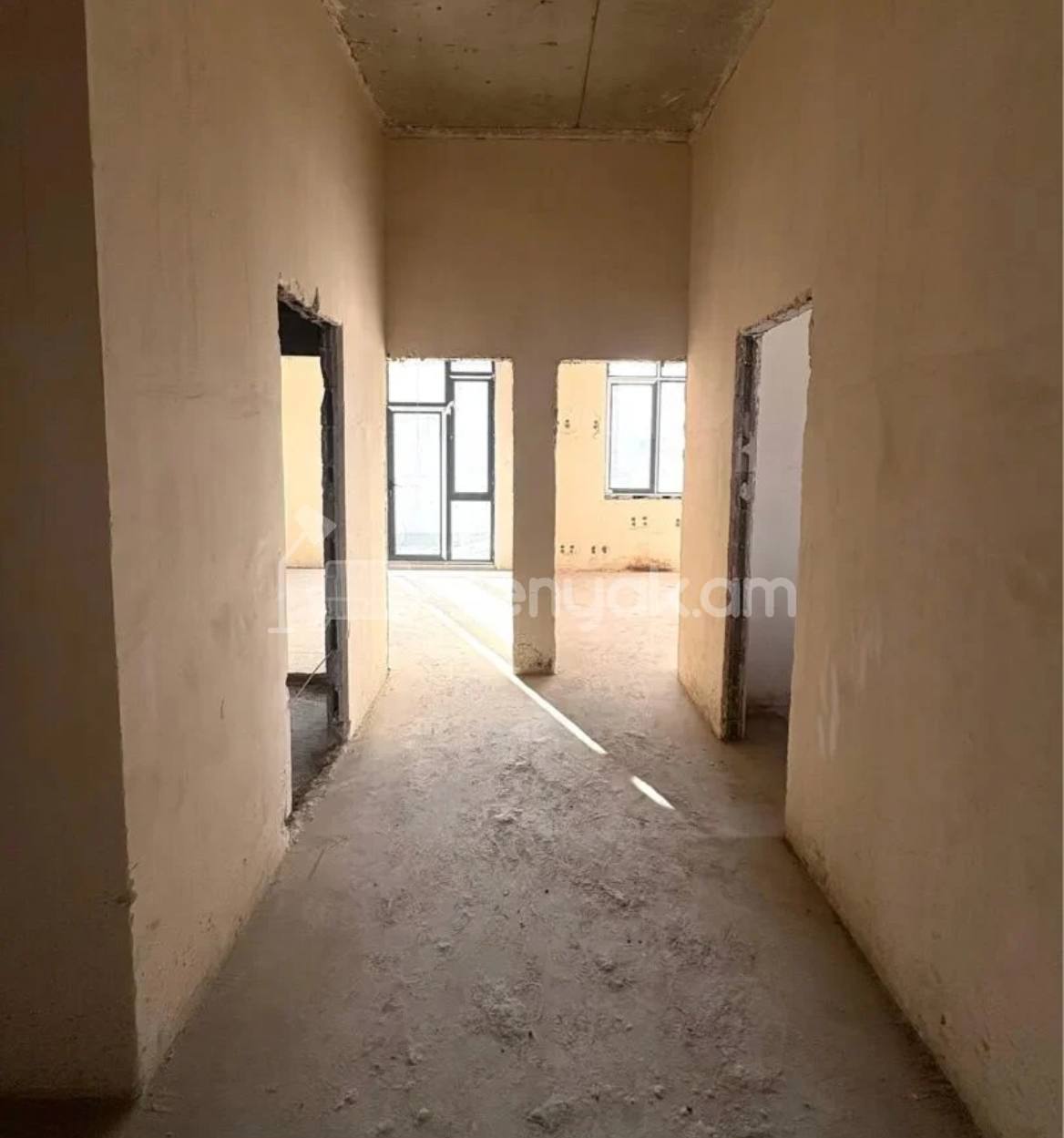 3 Սենյականոց Բնակարան, 92քմ, 2/16 հարկ, Զրոյական Վիճակում