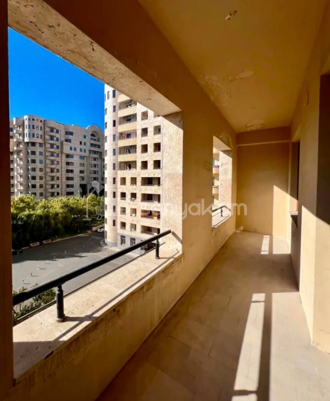 3 Սենյականոց Բնակարան, 92քմ, 5/17 հարկ, Զրոյական Վիճակում