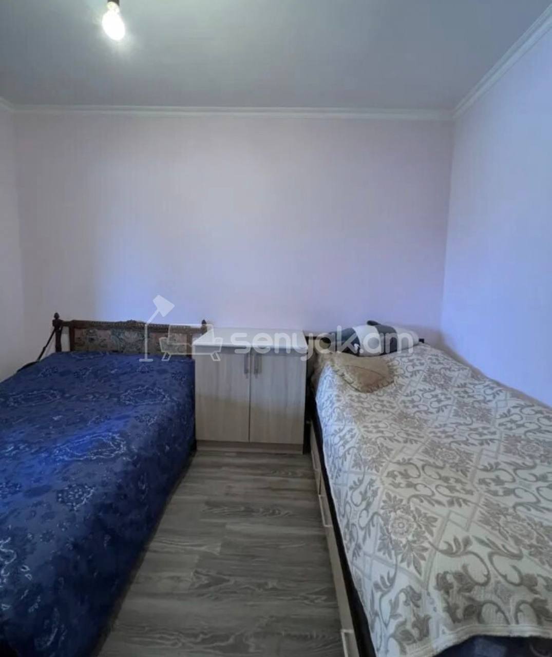 3 Սենյականոց Բնակարան Քարե Շենքում, 104քմ, 5/5 հարկ, Նորմալ Վիճակում