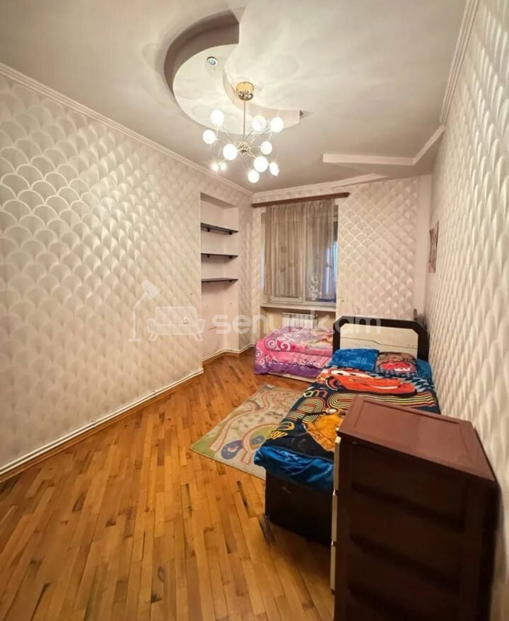 4 Սենյականոց Բնակարան Քարե Շենքում, 103քմ, 3/3 հարկ, Կապիտալ Վերանորոգված