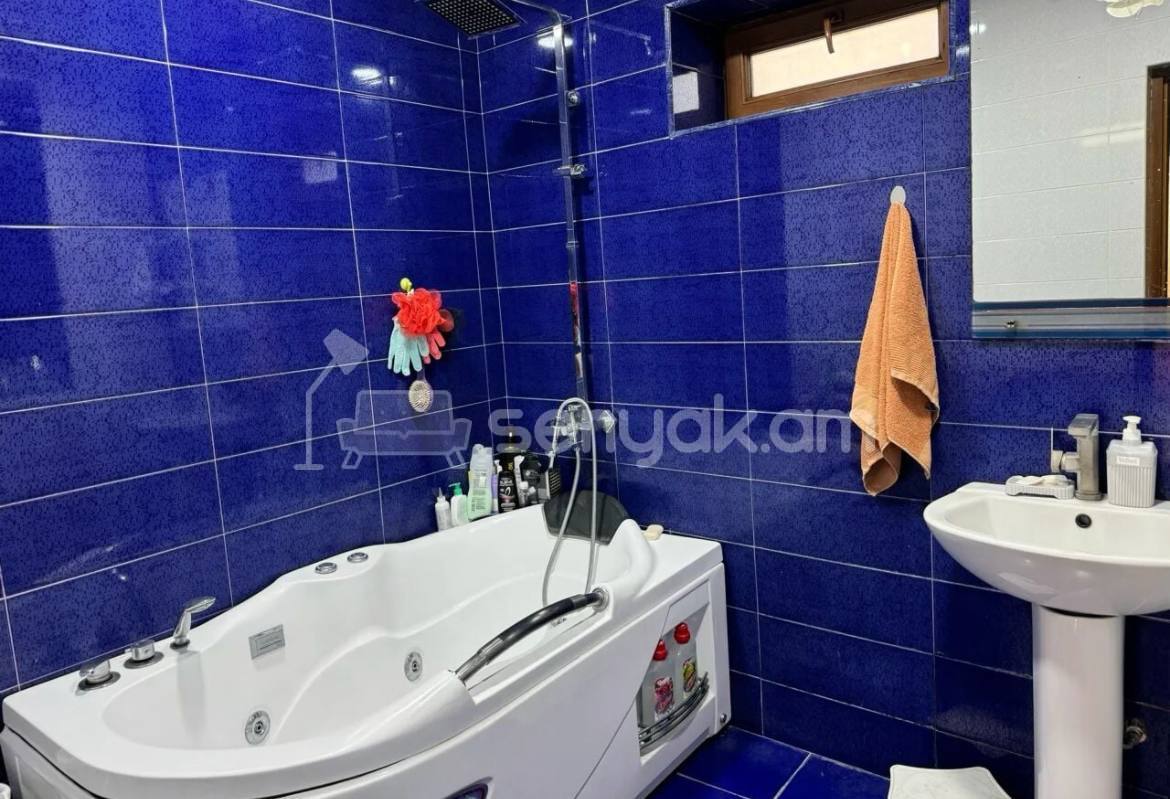 3 Սենյականոց Սեփական Տուն, 80քմ, Նորմալ Վիճակում