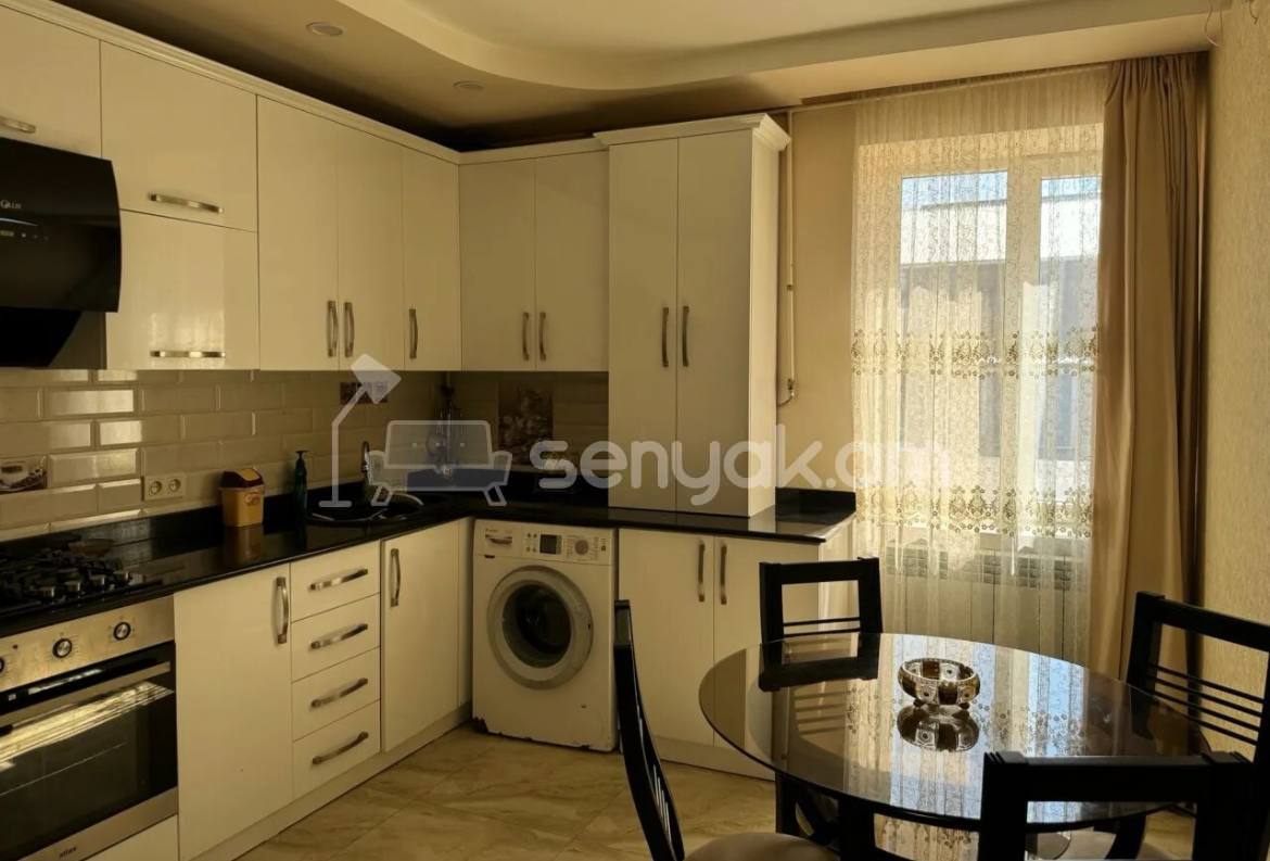 3 Սենյականոց Սեփական Տուն, 80քմ, Նորմալ Վիճակում