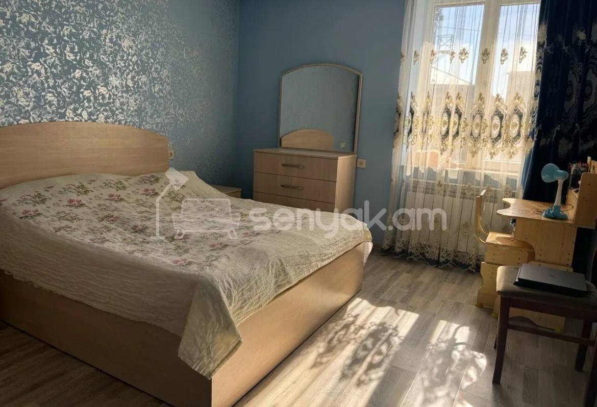 3 Սենյականոց Սեփական Տուն, 80քմ, Նորմալ Վիճակում