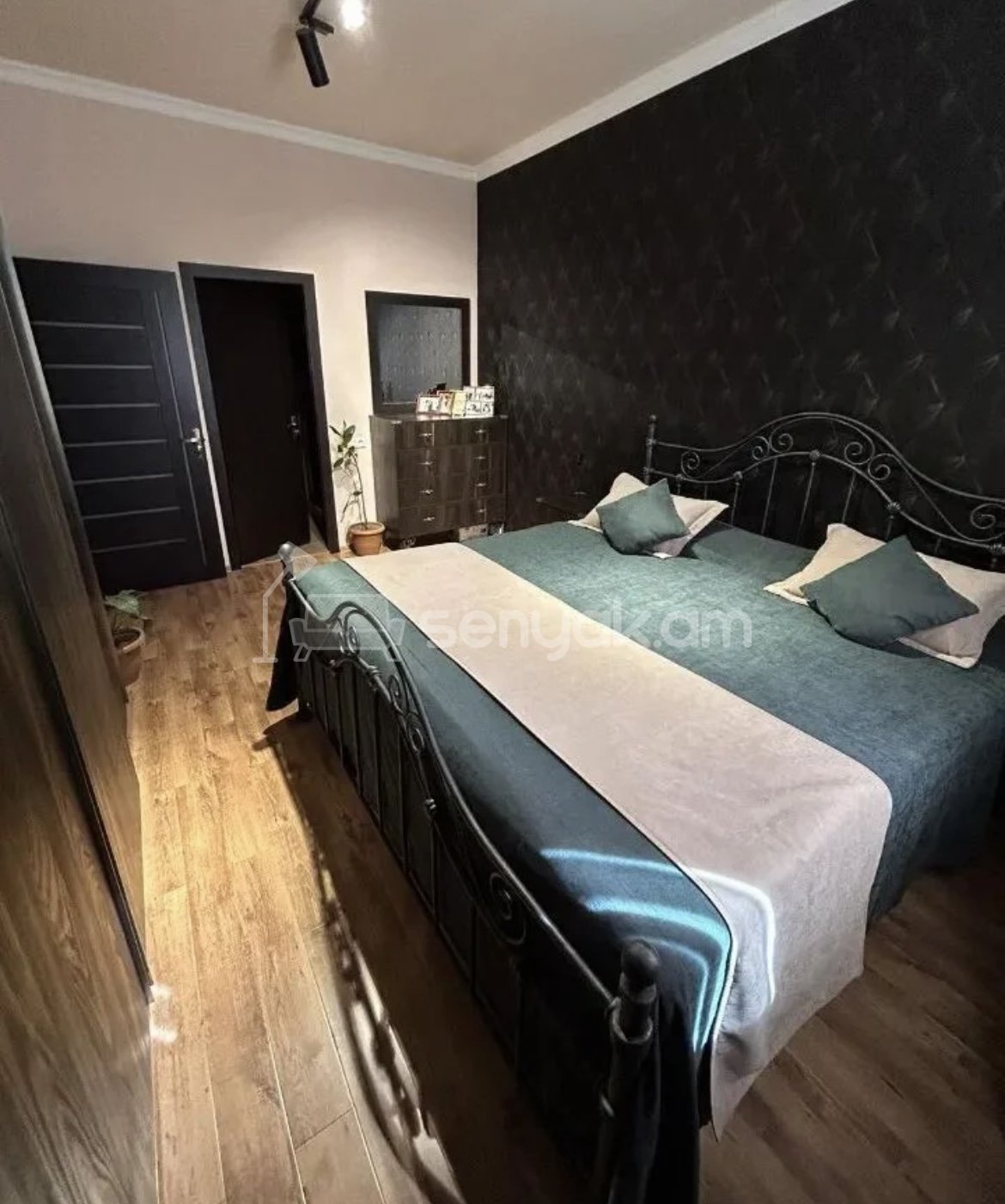 4 Սենյականոց Բնակարան, 118քմ, 2/14 հարկ, Կապիտալ Վերանորոգված