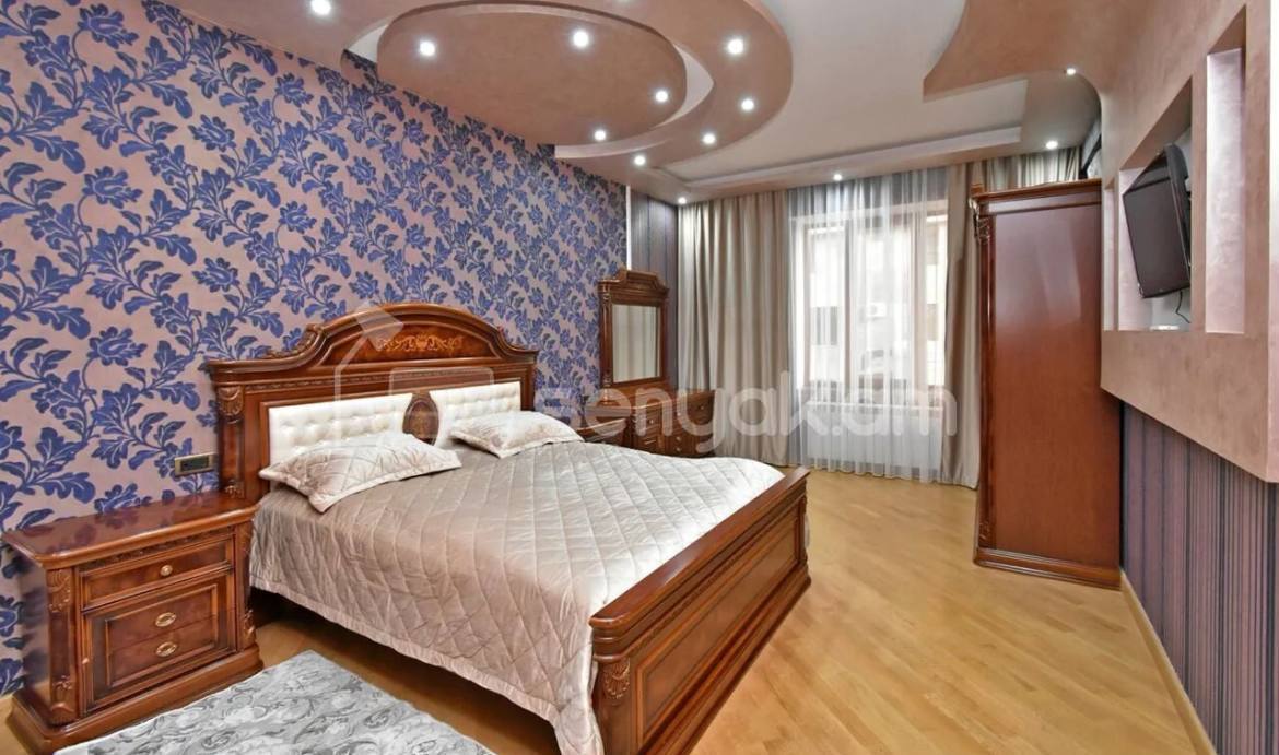 4 Սենյականոց Բնակարան, 196քմ, 6/16 հարկ, Կապիտալ Վերանորոգված