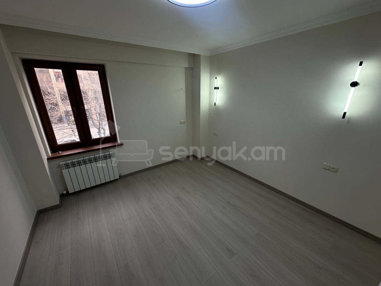 3 Սենյականոց Բնակարան Քարե Շենքում, 70քմ, 3/5 հարկ, Կապիտալ Վերանորոգված, Մասամբ Կահավորված, Արևկող