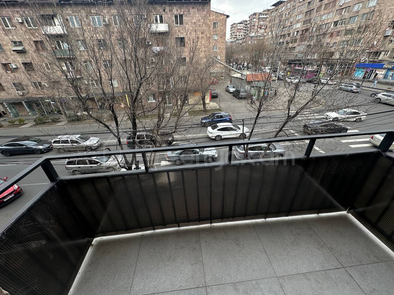 3 Սենյականոց Բնակարան Քարե Շենքում, 70քմ, 3/5 հարկ, Կապիտալ Վերանորոգված, Մասամբ Կահավորված, Արևկող