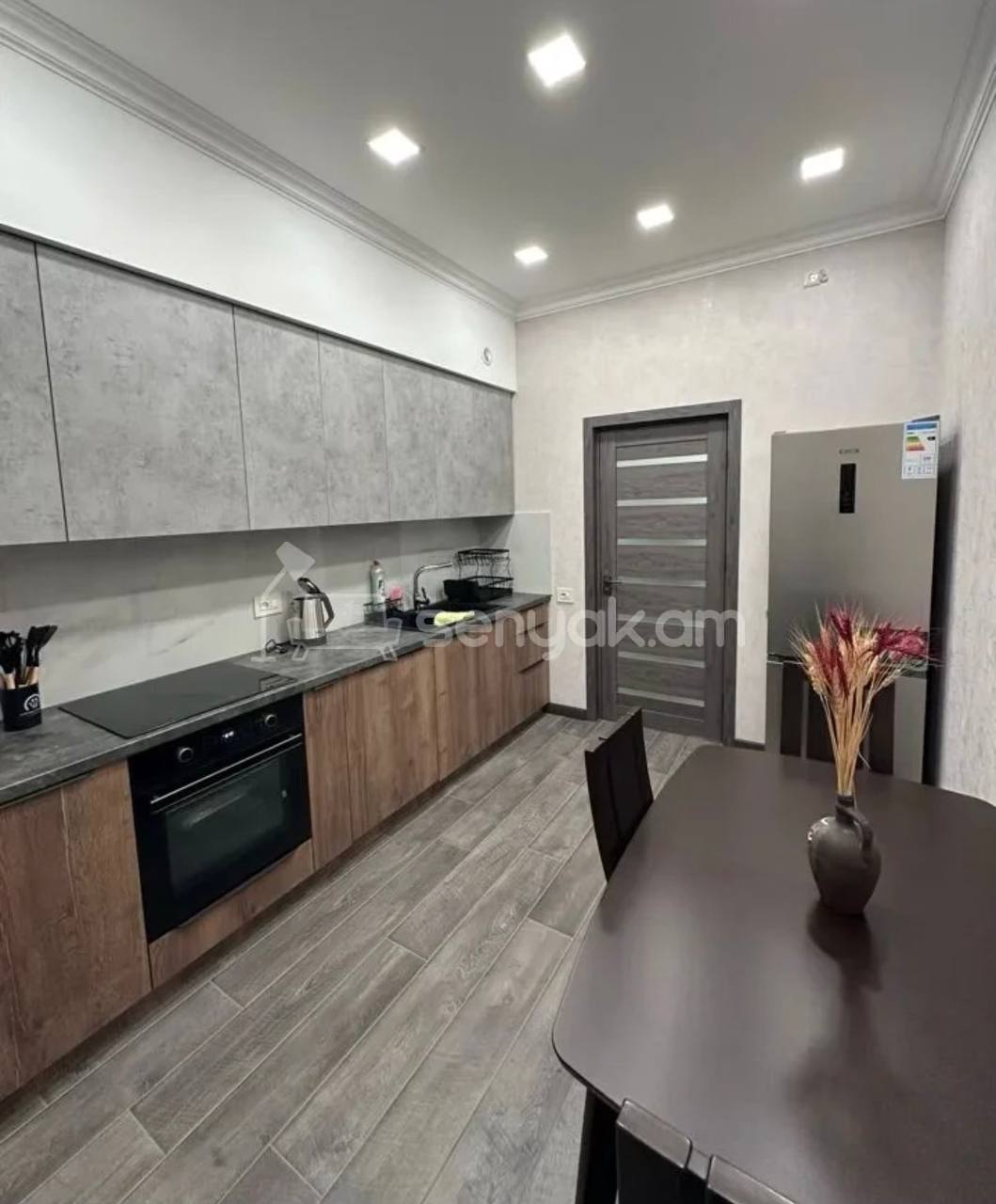 2 Սենյականոց Բնակարան, 71քմ, 2/6 հարկ, Կապիտալ Վերանորոգված