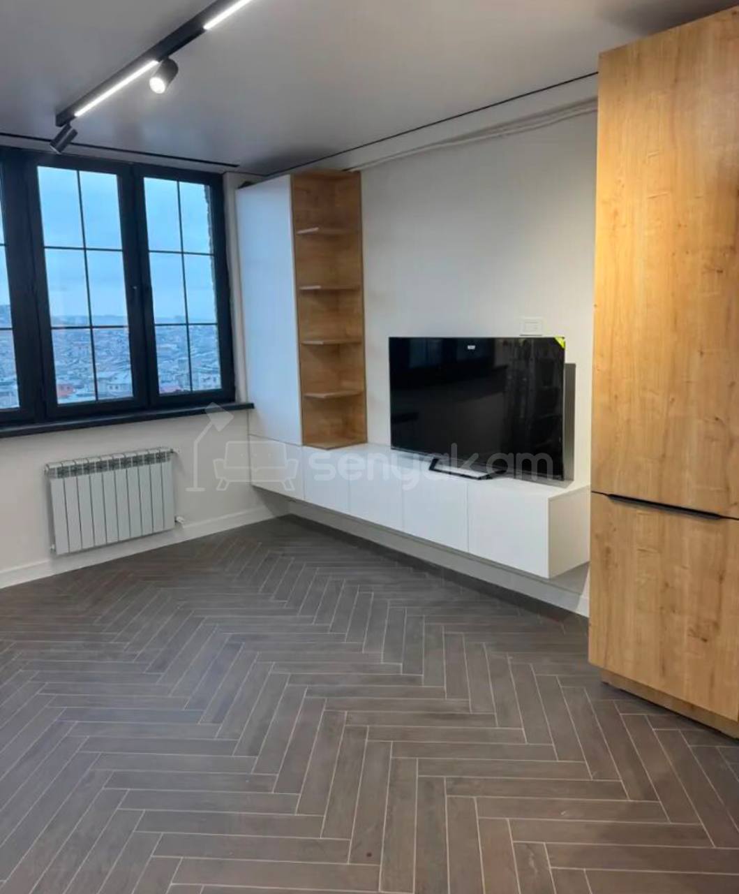 2 Սենյականոց Բնակարան, 39քմ, 9/10 հարկ, Կապիտալ Վերանորոգված