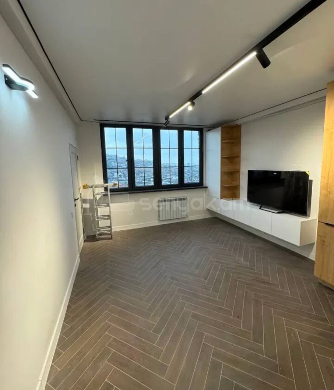 2 Սենյականոց Բնակարան, 39քմ, 9/10 հարկ, Կապիտալ Վերանորոգված