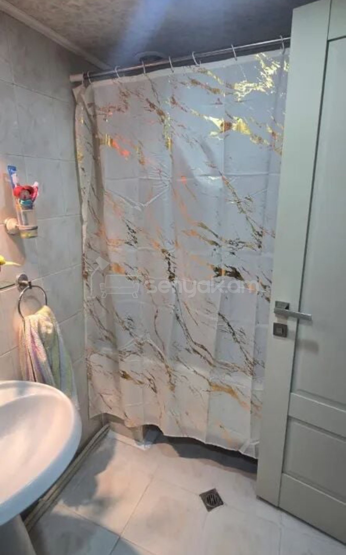 2 Սենյականոց Բնակարան Քարե Շենքում, 67քմ, 2/4 հարկ, Կապիտալ Վերանորոգված, Կահավորված