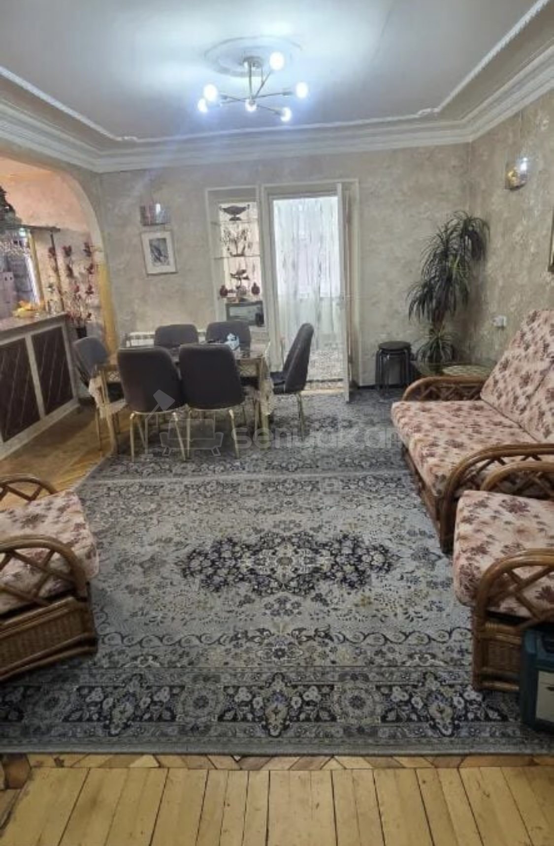 2 Սենյականոց Բնակարան Քարե Շենքում, 67քմ, 2/4 հարկ, Կապիտալ Վերանորոգված, Կահավորված