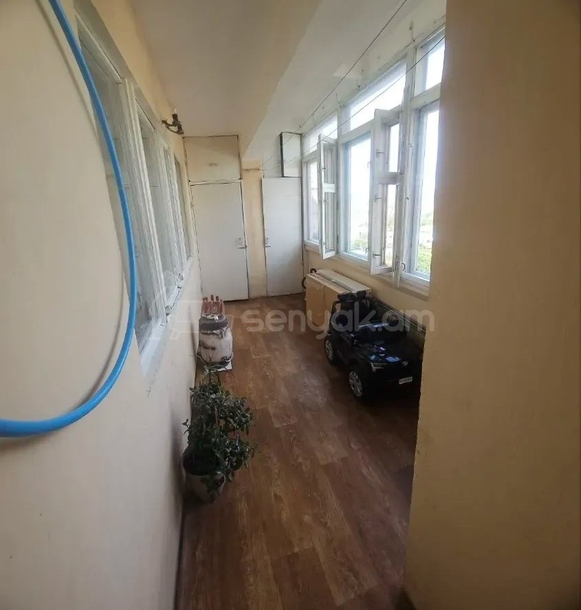 3 Սենյականոց Բնակարան, 76քմ, 3/9 հարկ, Կապիտալ Վերանորոգված