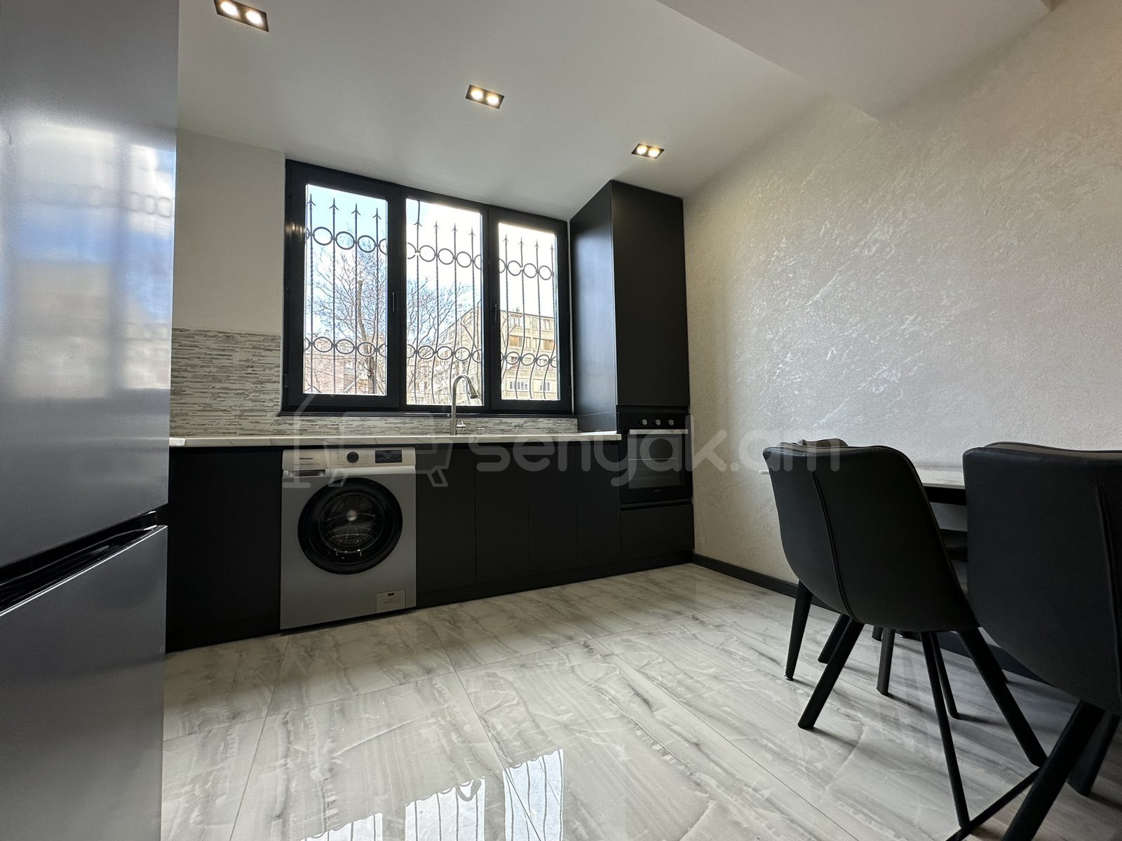 2 Սենյականոց Բնակարան, 53քմ, 1/9 հարկ, Դիզայներական Վերանորոգված