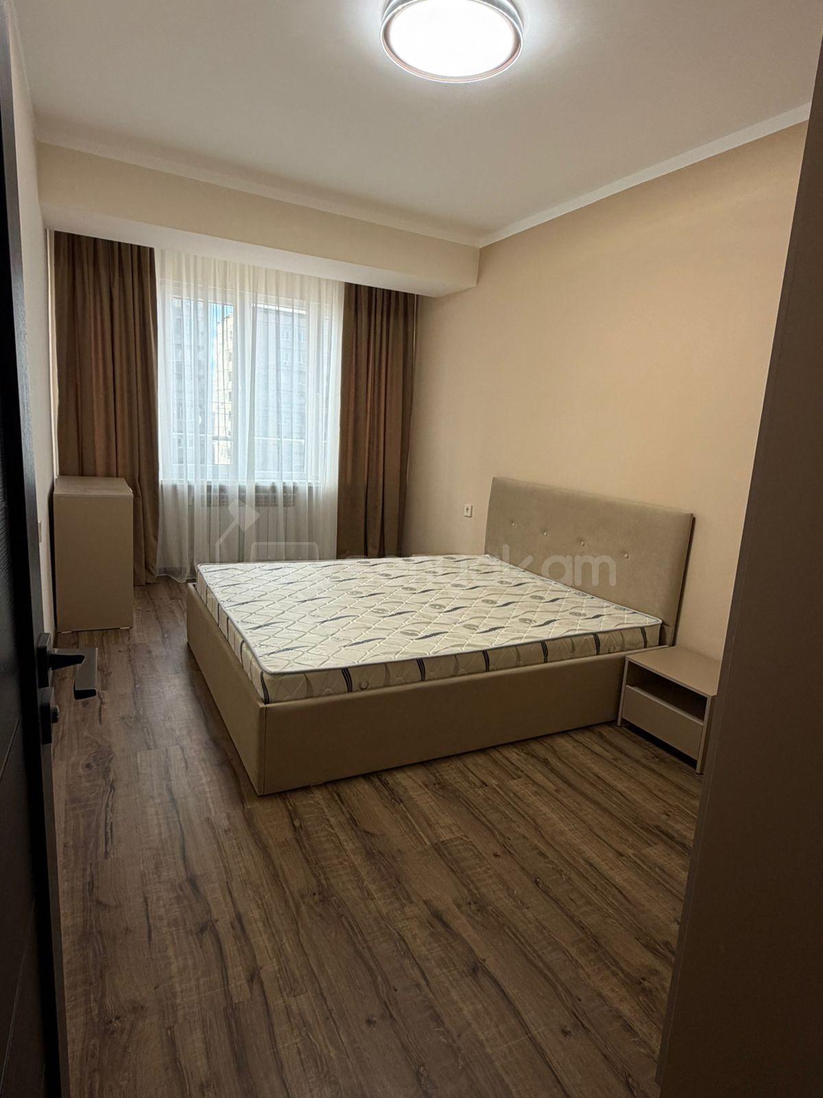 4 Սենյականոց Բնակարան, 90քմ, 10/15 հարկ, Դիզայներական Վերանորոգված, Կահավորված