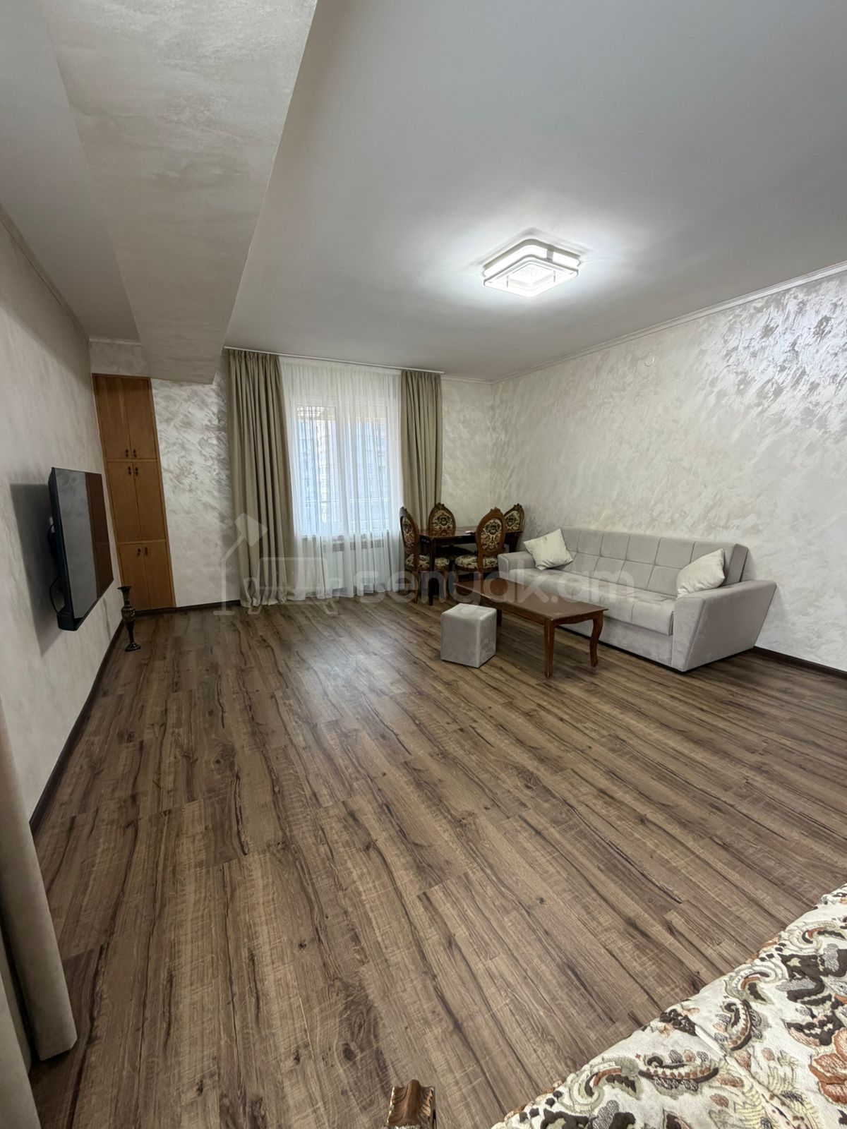 4 Սենյականոց Բնակարան, 90քմ, 10/15 հարկ, Դիզայներական Վերանորոգված, Կահավորված