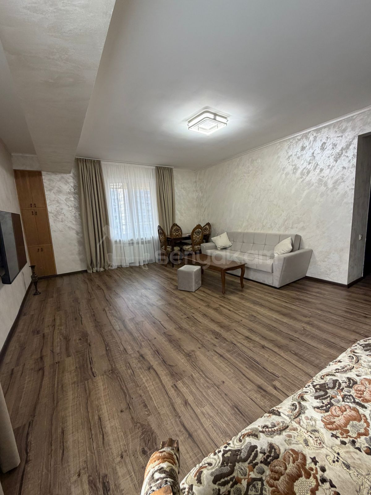 4 Սենյականոց Բնակարան, 90քմ, 10/15 հարկ, Դիզայներական Վերանորոգված, Կահավորված