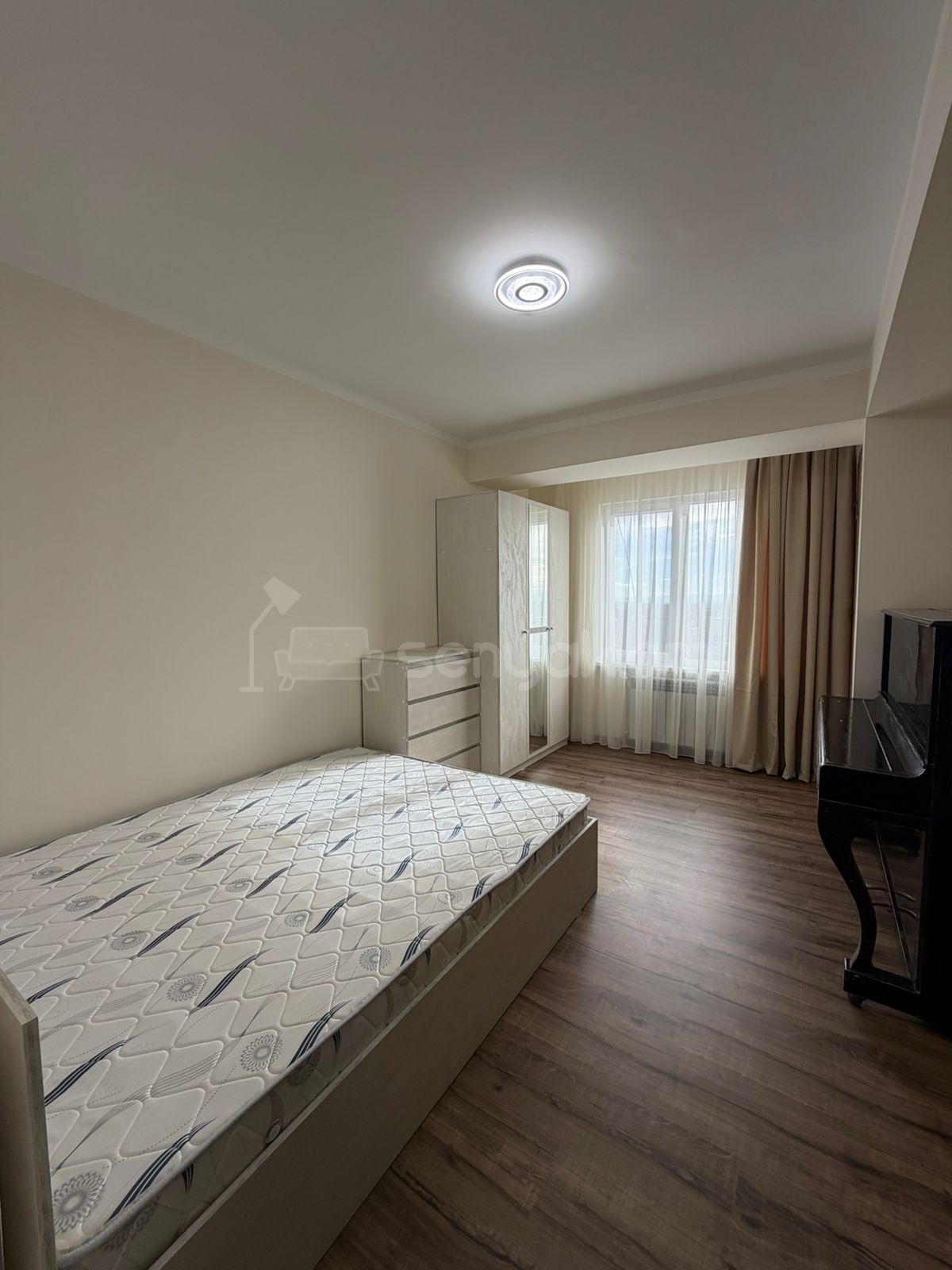 4 Սենյականոց Բնակարան, 90քմ, 10/15 հարկ, Դիզայներական Վերանորոգված, Կահավորված