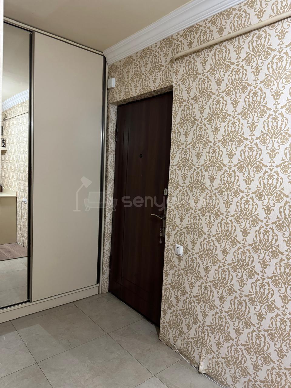 3 Սենյականոց Բնակարան, 70քմ, 1/9 հարկ, Կոսմետիկ Վերանորոգված