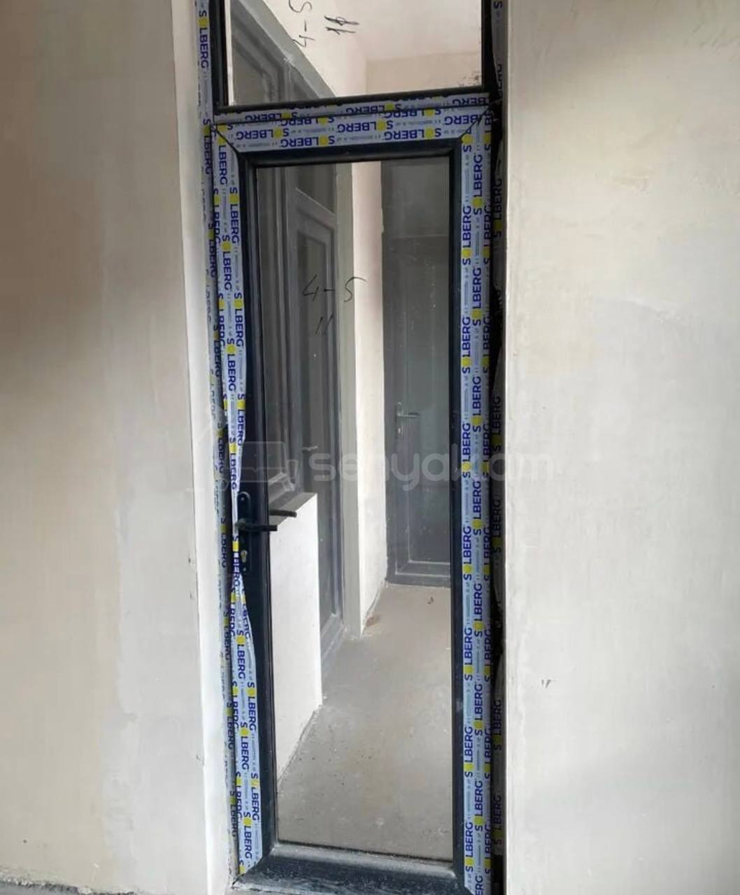 3 Սենյականոց Բնակարան, 99քմ, 6/14 հարկ, Զրոյական Վիճակում