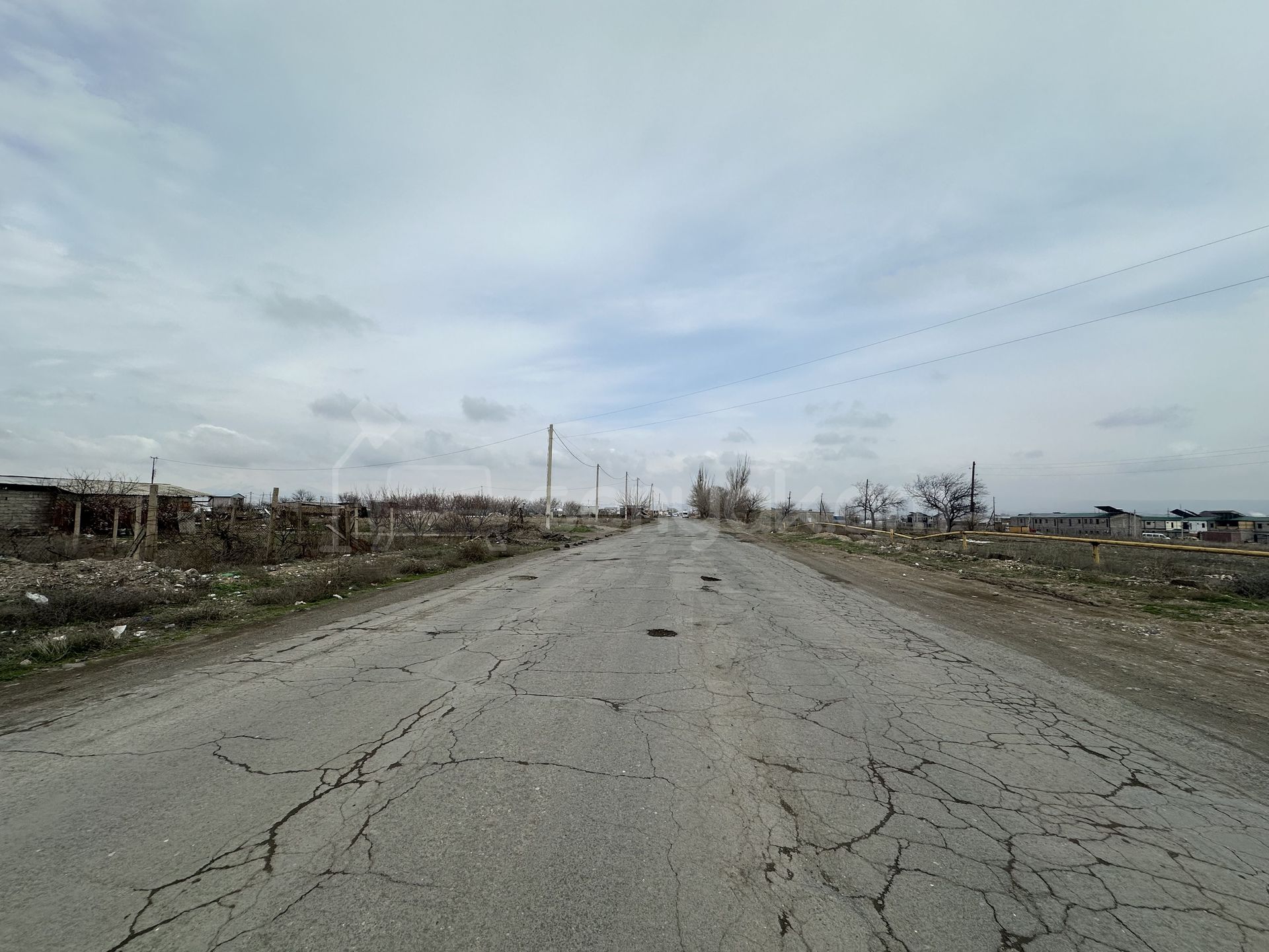 Հողատարածք, 1765քմ