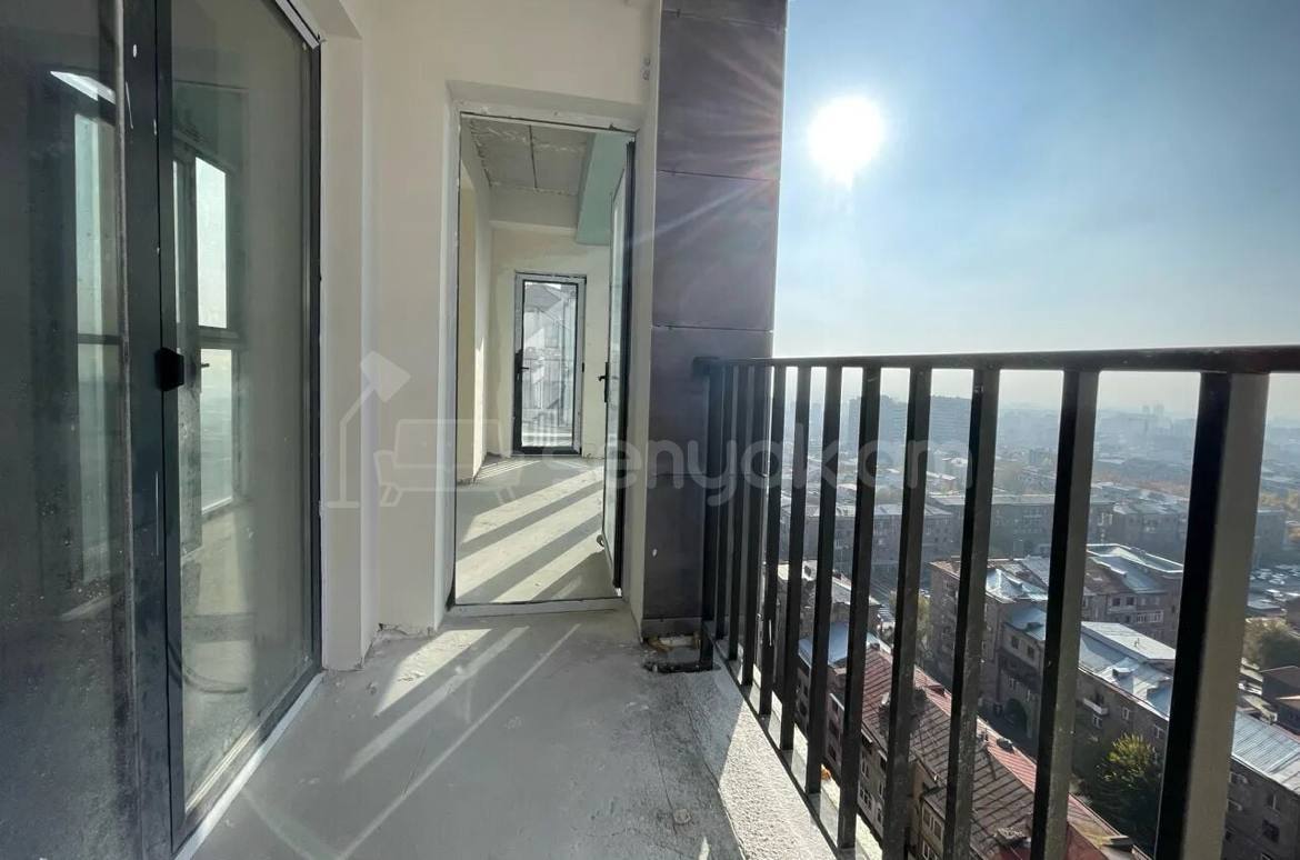 3 Սենյականոց Բնակարան, 84քմ, 15/18 հարկ, Զրոյական Վիճակում