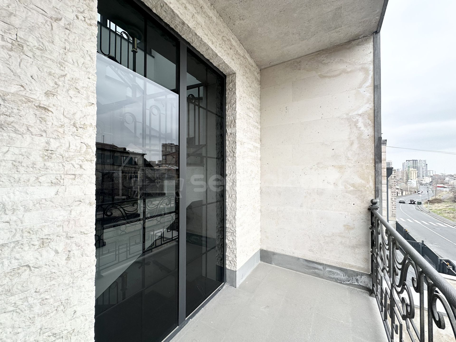 Օֆիսային Տարածք, 130քմ, Կապիտալ Վերանորոգված