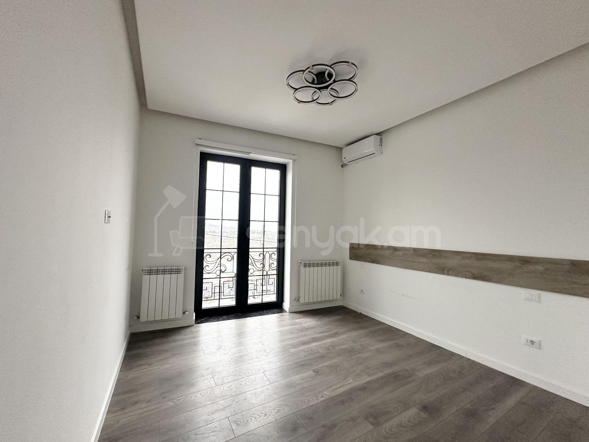 Օֆիսային Տարածք, 130քմ, Կապիտալ Վերանորոգված