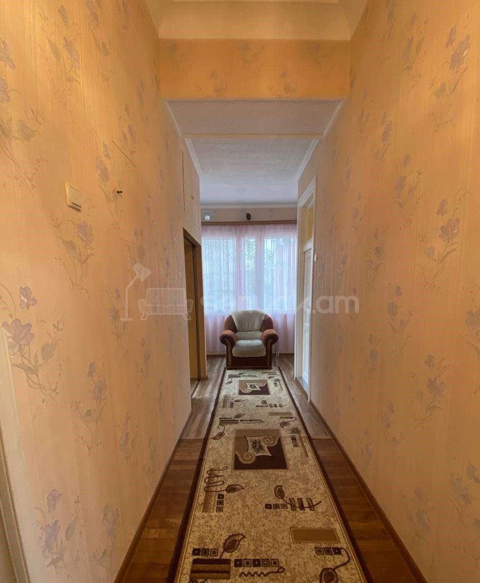 3 Սենյականոց Սեփական Տուն, 100քմ, Կոսմետիկ Վերանորոգված, Կահավորված, Ավտոտնակով