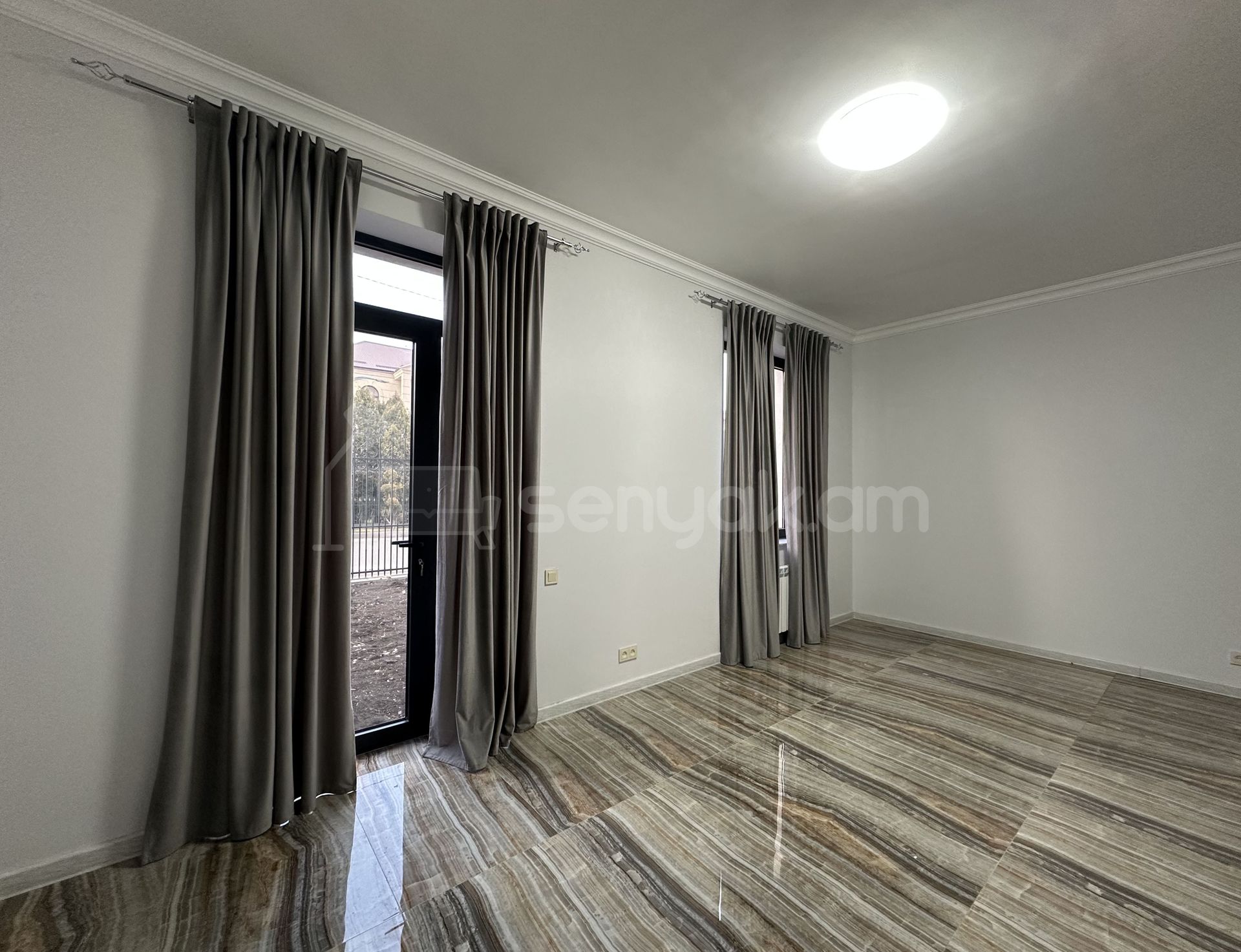 Օֆիսային Տարածք, 140քմ