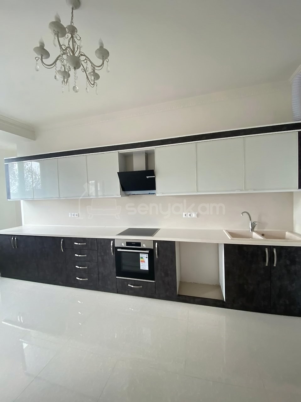 4 Սենյականոց Բնակարան Նորակառույցում, 191քմ, 5/21 հարկ, Կապիտալ Վերանորոգված