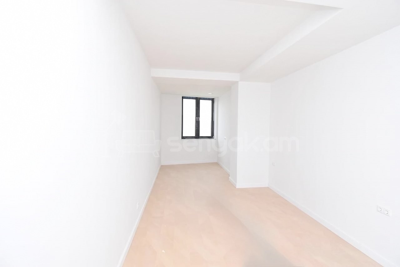 4 Սենյականոց Բնակարան Նորակառույցում, 208քմ, 17/21 հարկ, Կապիտալ Վերանորոգված